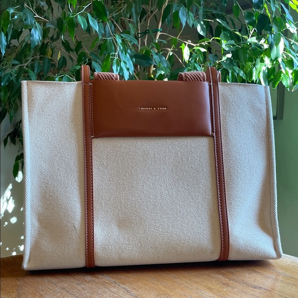 Charles & Keith Cream and Tan Tote - Picture 1 of 6